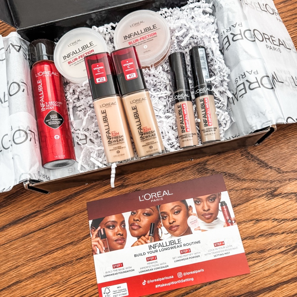 L'Oreal Infallible Makeup Set - Picture 2 of 7